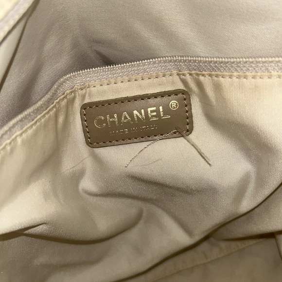 CHANEL nyloTote Bag - Picture 10 of 14